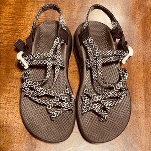 Chaco Z Cloud Woman’s X2 Size 8